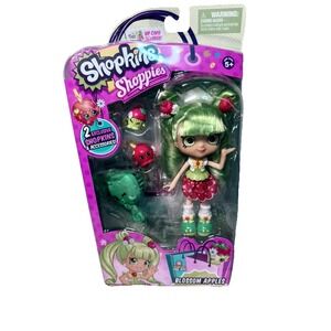 Moose Shopkins Shoppies Blossom Apples Doll Green Hair Pigtails Red Skirt New